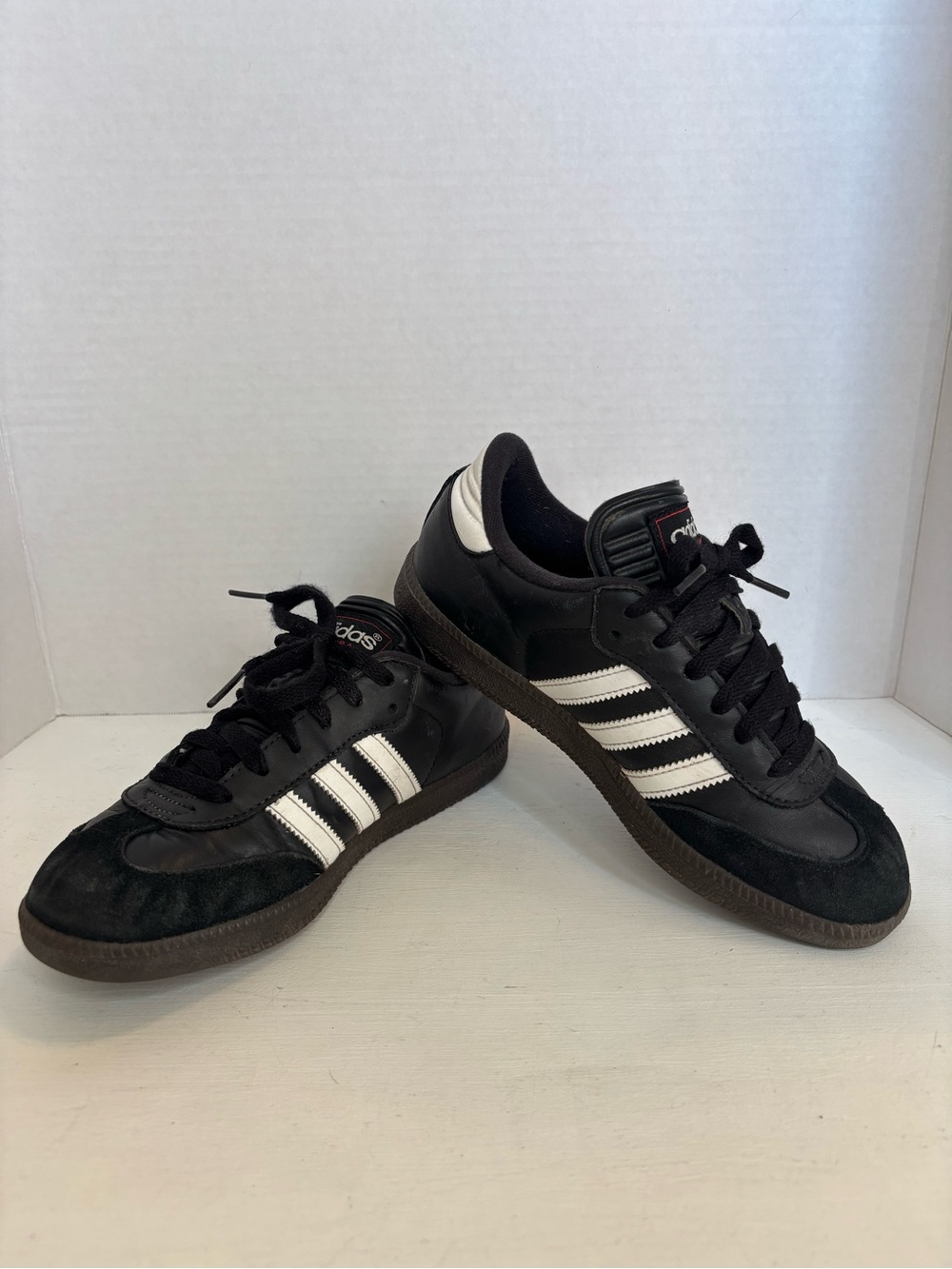 adidas Originals Samba Black/White Leather Sneakers US Men’s 4 Women’s 5